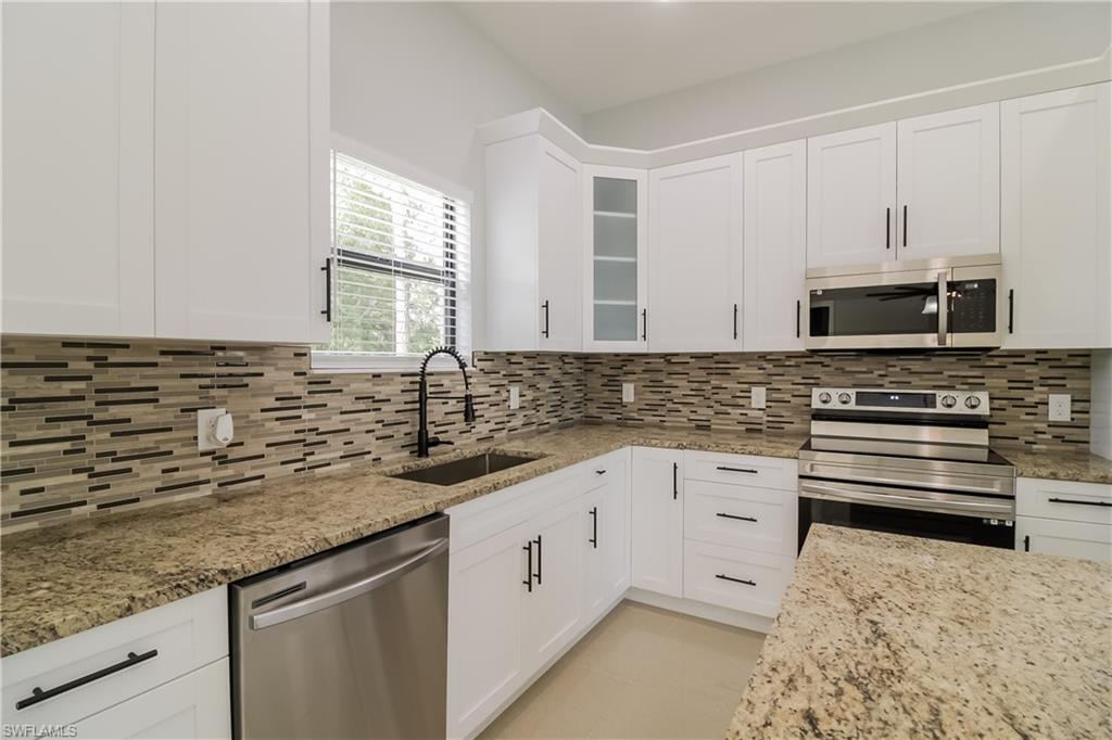 3418 4th Street Southwest Lehigh Acres, FL 33976 - Photo 5 of 15