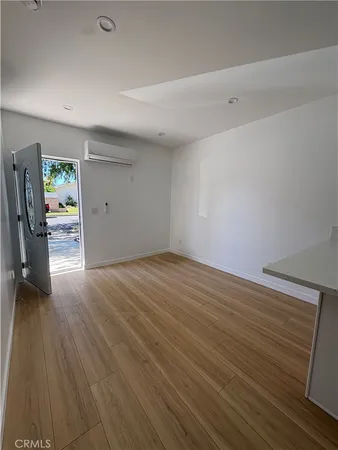 $2,500 | 7622 Royer Canoga Park, Canoga Park, CA 91304