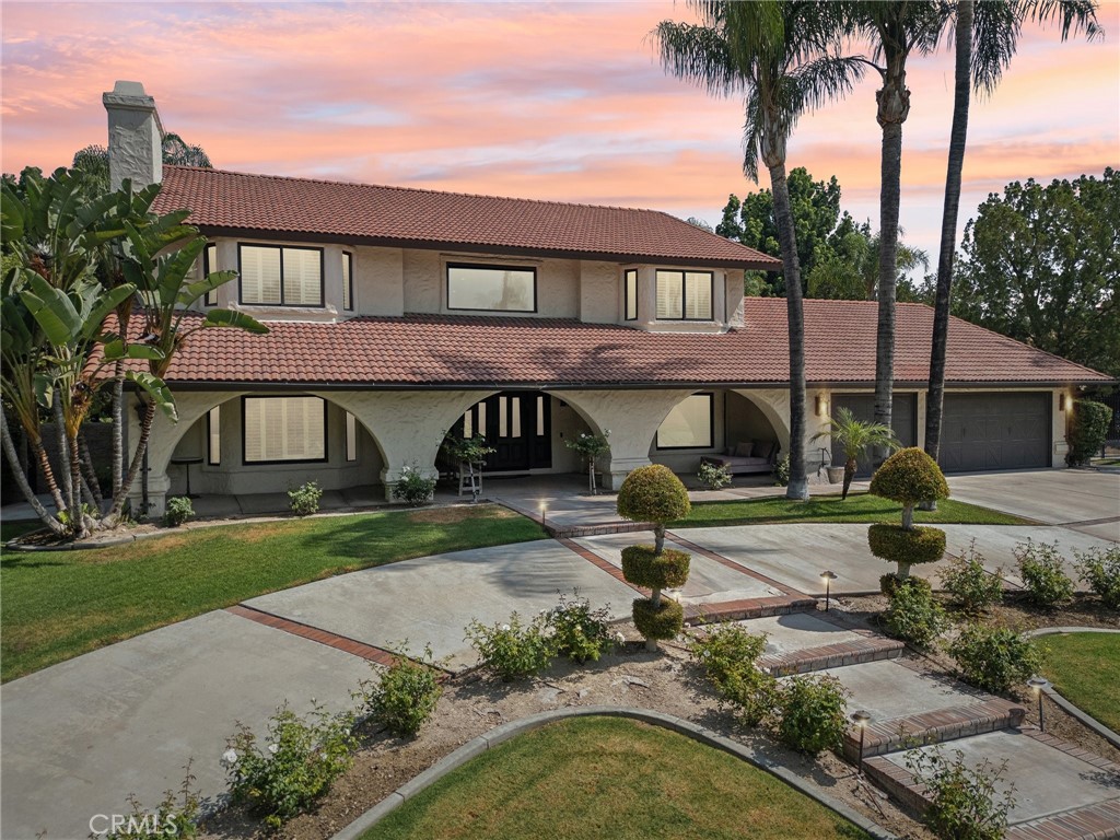 1623 Northhampton Drive Riverside, CA 92506 - Photo 59 of 59 front view of a house with a yard