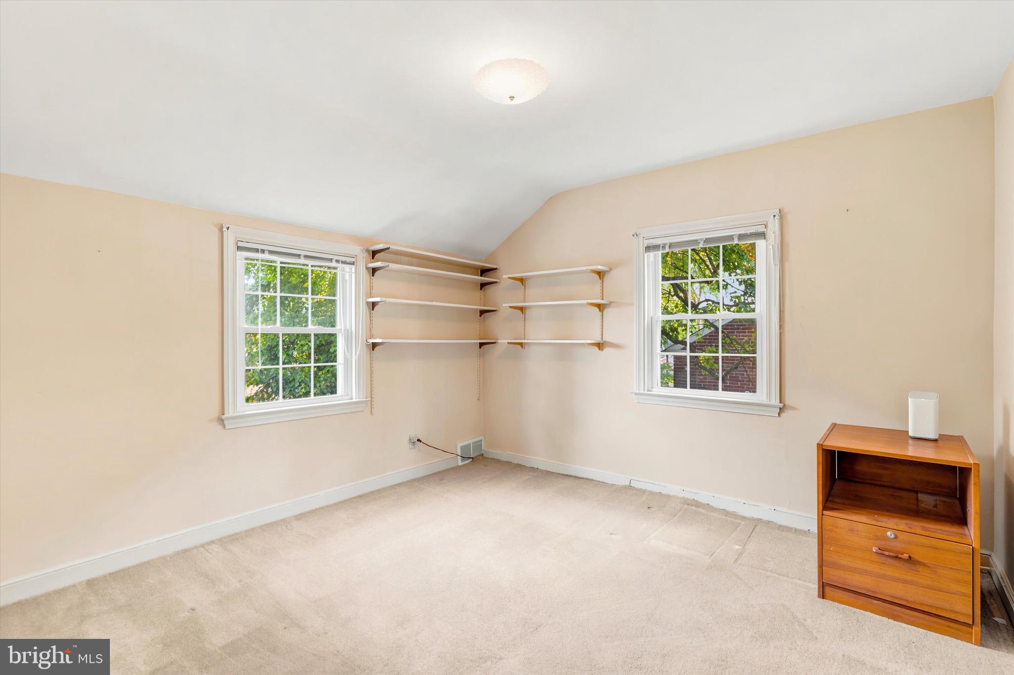 204 Flintlock Road Drexel Hill, PA 19026 - Photo 25 of 35