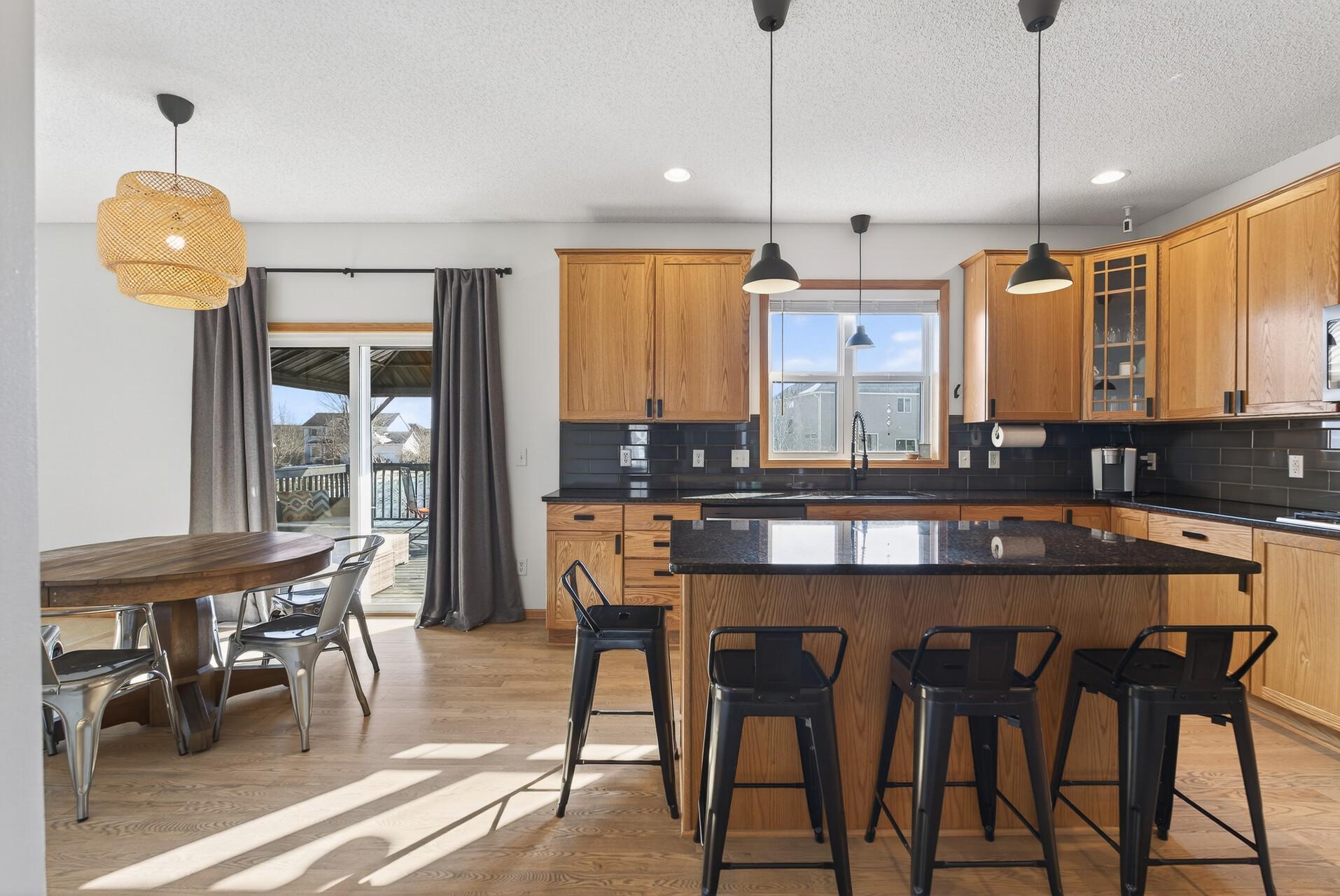 9465 Glacier Road Minnetrista, MN 55375 - Photo 13 of 42 Gallery Image 13