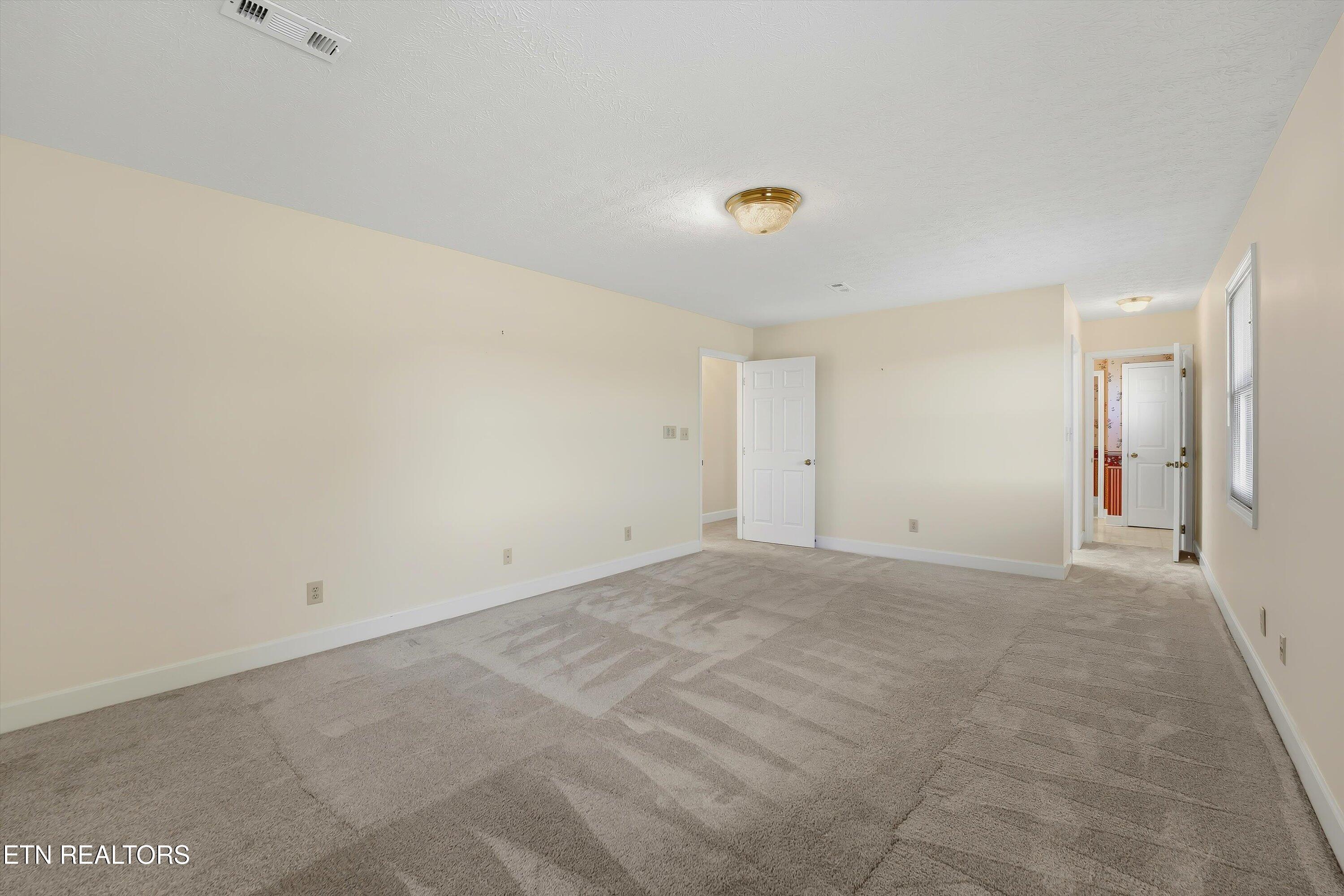 17 Raintree Place Oak Ridge, TN 37830 - Photo 21 of 35 31-17 Raintree Place-31