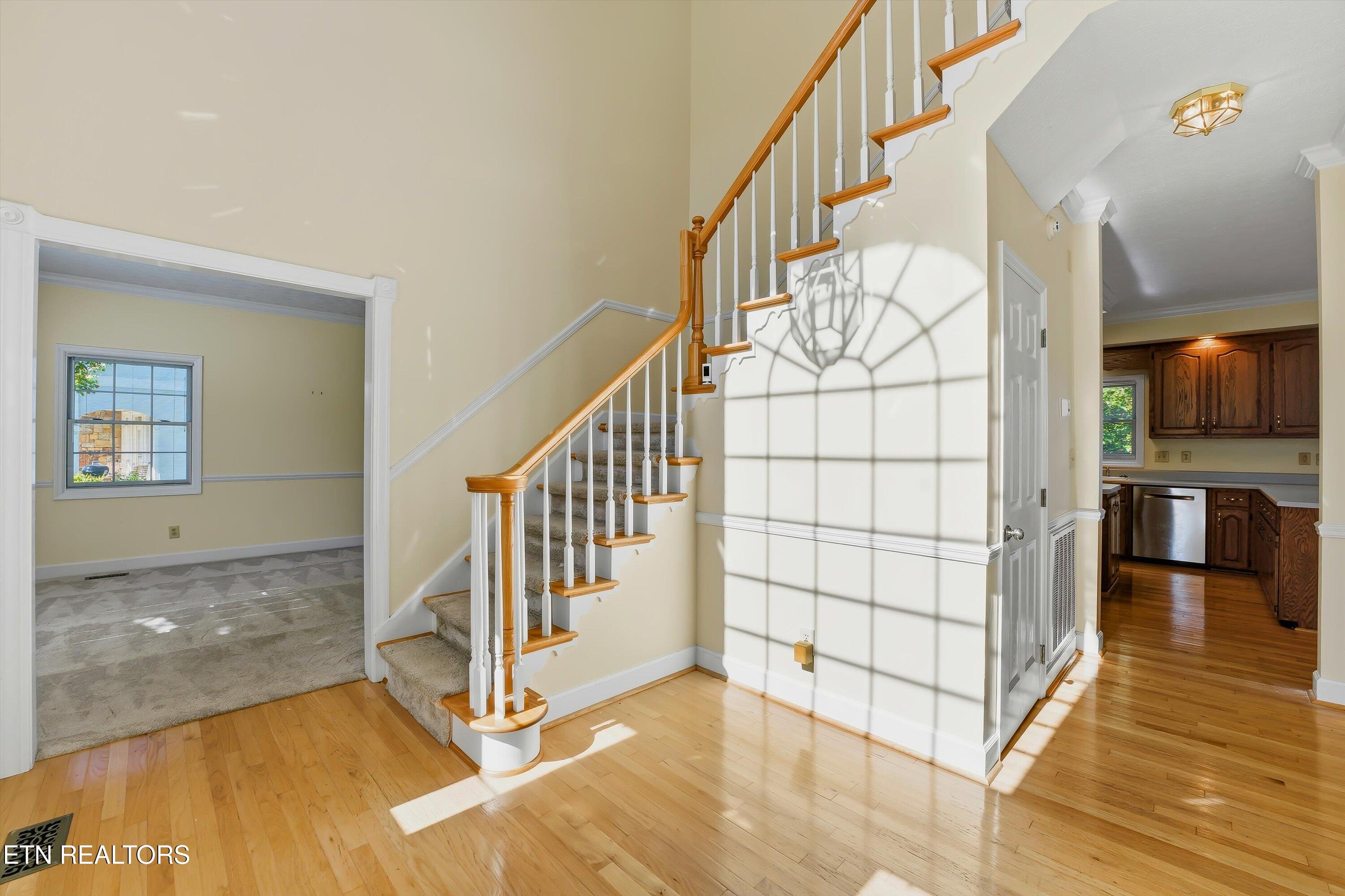 17 Raintree Place Oak Ridge, TN 37830 - Photo 3 of 35 05-17 Raintree Place-5