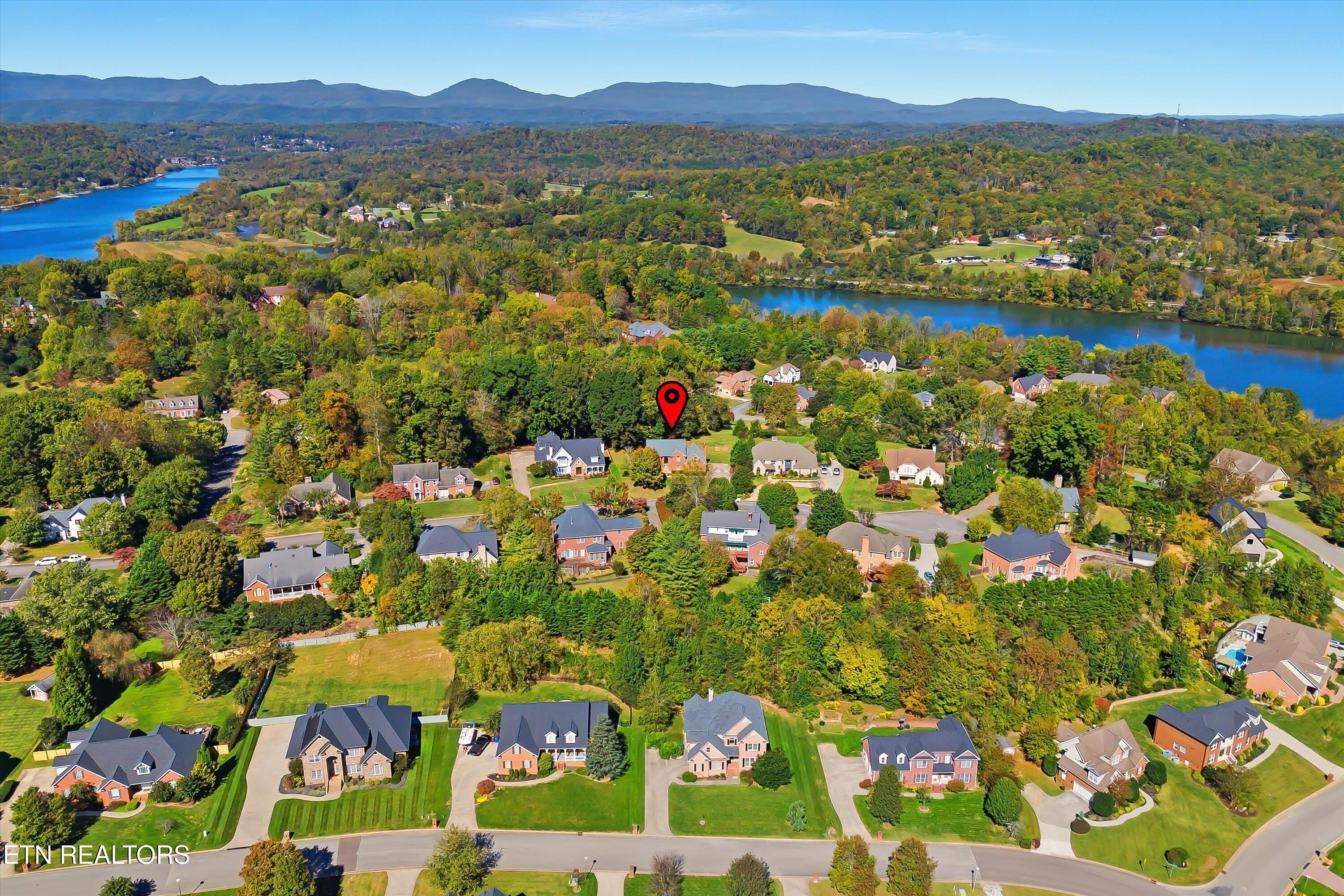 17 Raintree Place Oak Ridge, TN 37830 - Photo 31 of 34 53-17 Raintree Place-53