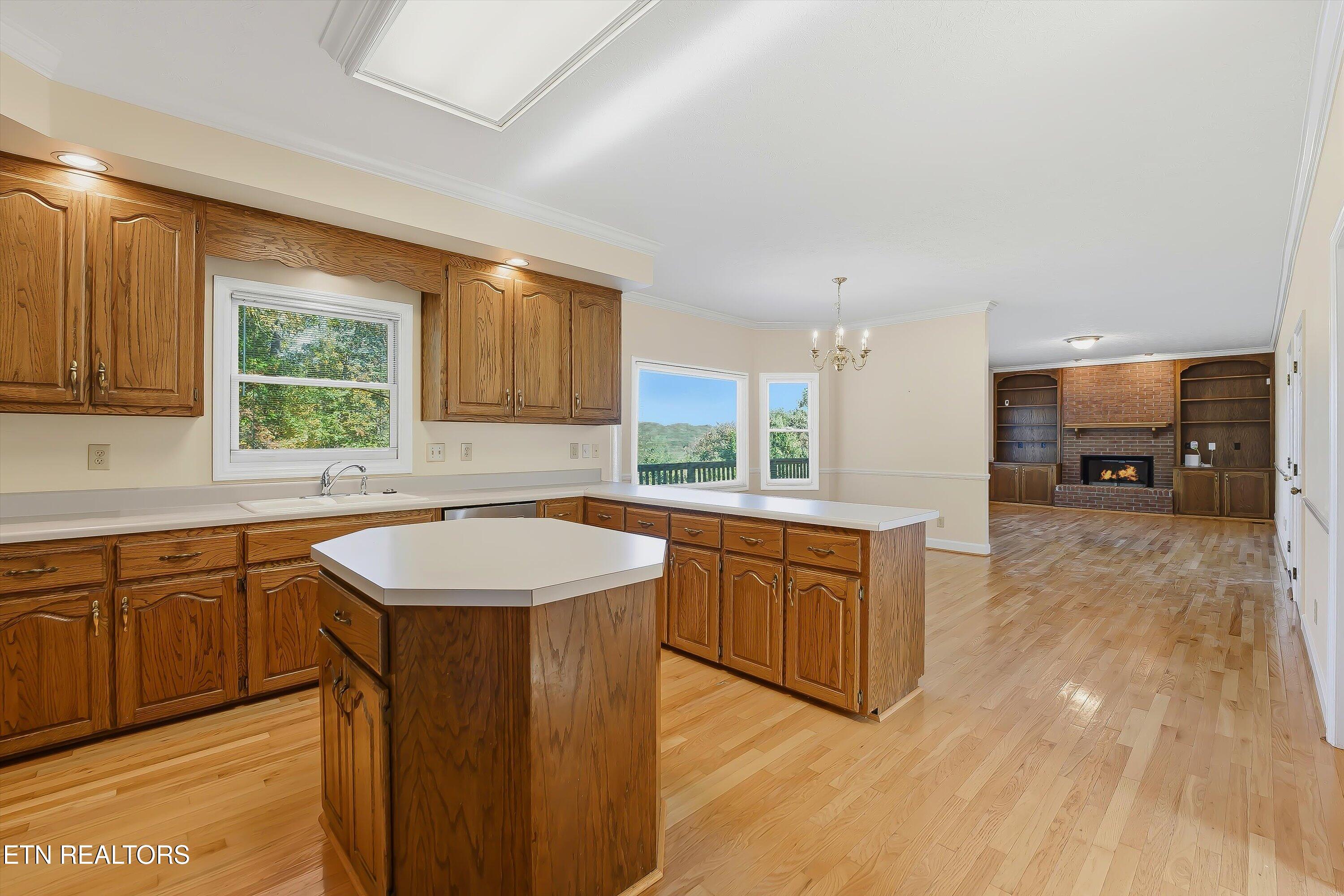 17 Raintree Place Oak Ridge, TN 37830 - Photo 7 of 35 11-17 Raintree Place-11