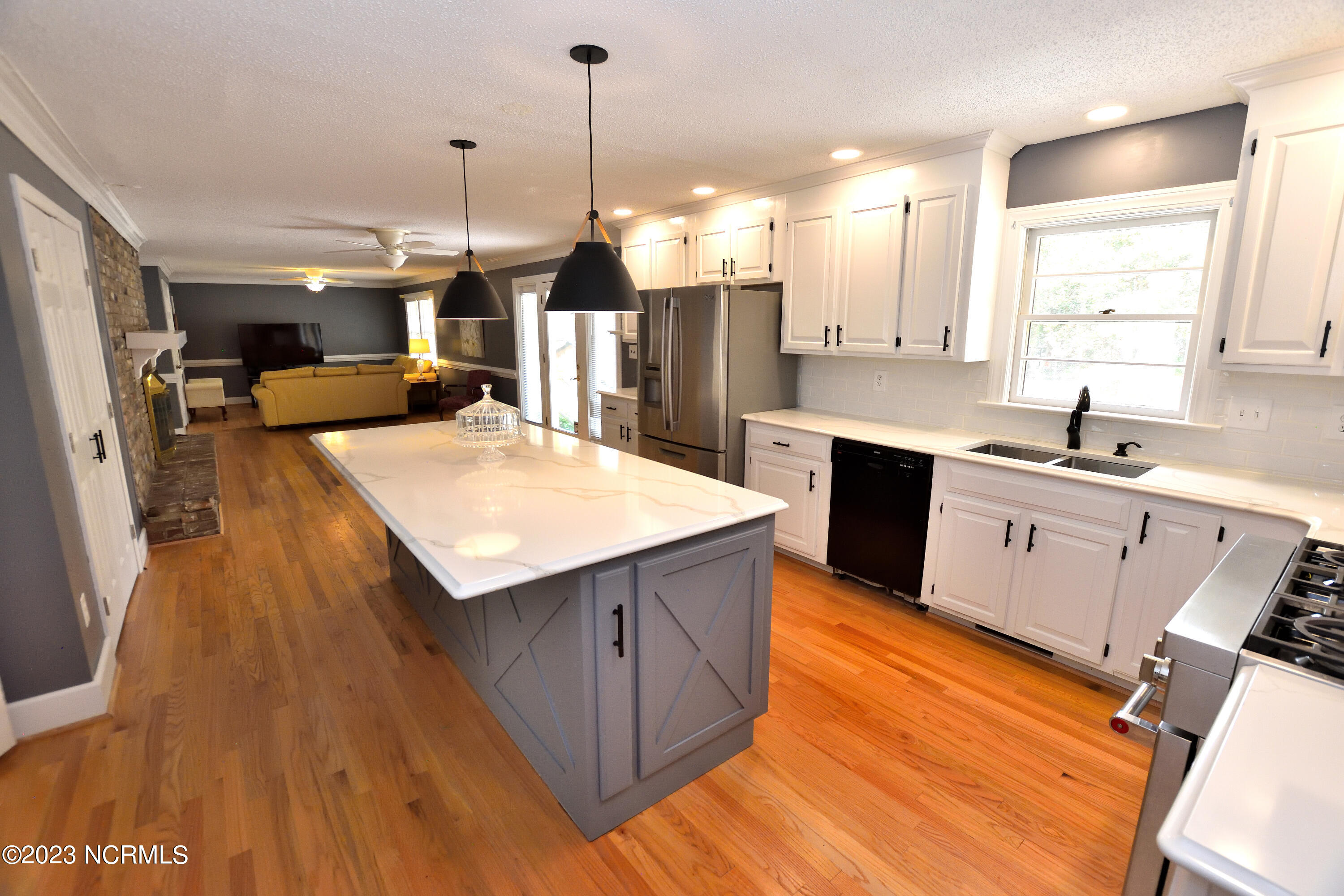 4004 Hawthorne Road Rocky Mount, NC 27804 - Photo 12 of 39 Beautiful high end granite counter tops