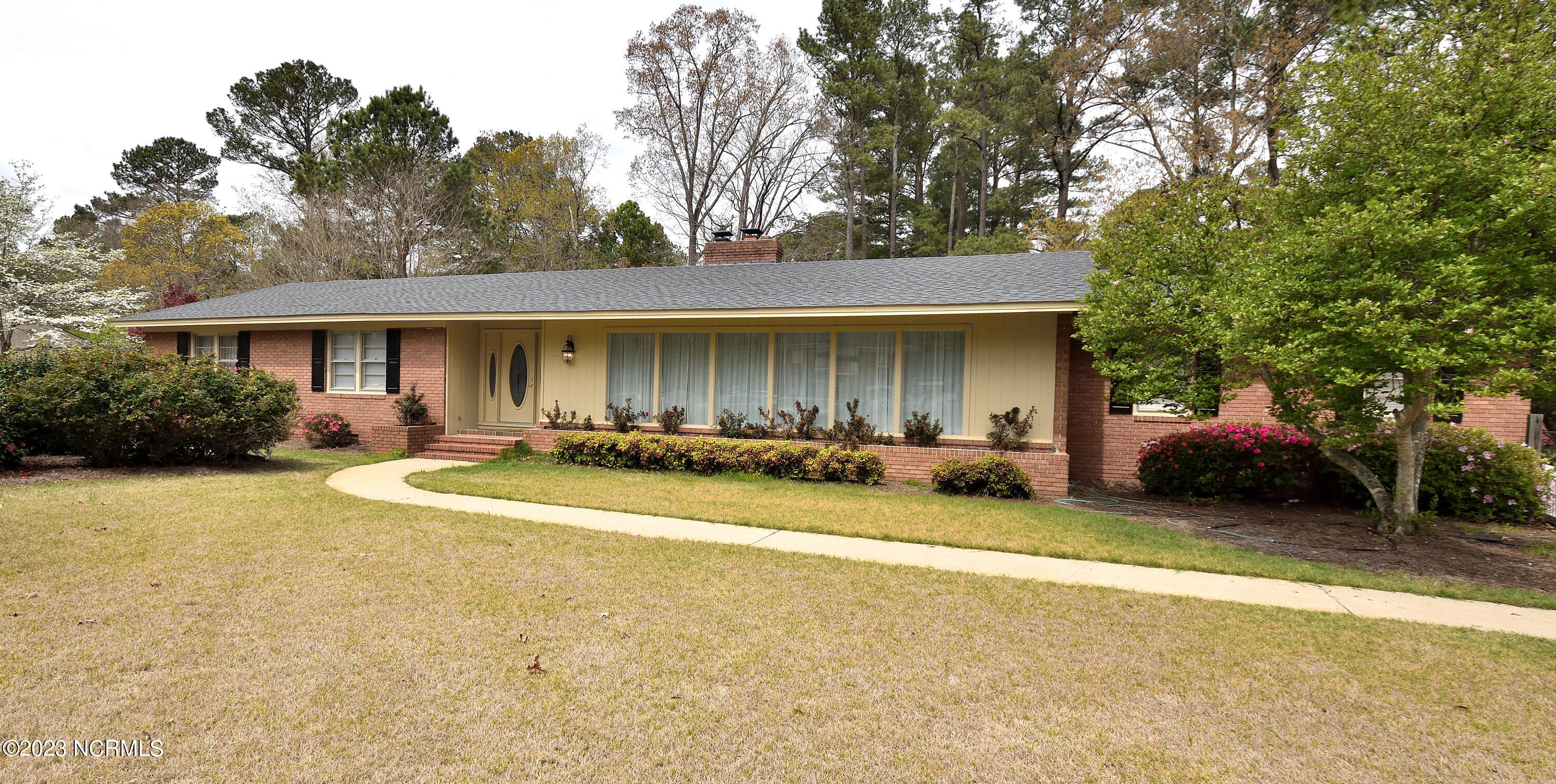 4004 Hawthorne Road Rocky Mount, NC 27804 - Photo 2 of 39 Front View