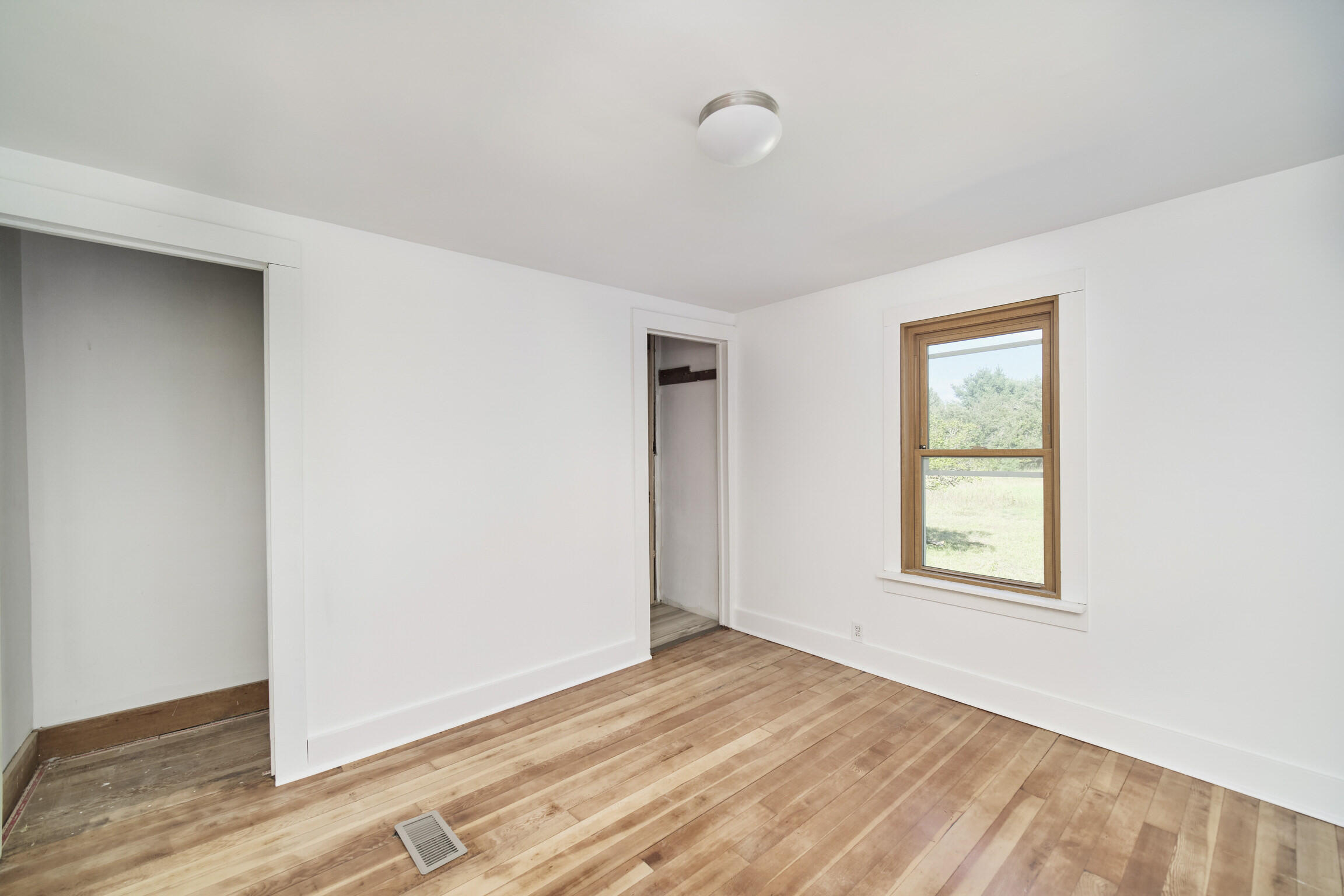 2264 Revolt Road Manistee, MI 49660 - Photo 16 of 41 Bedroom 1