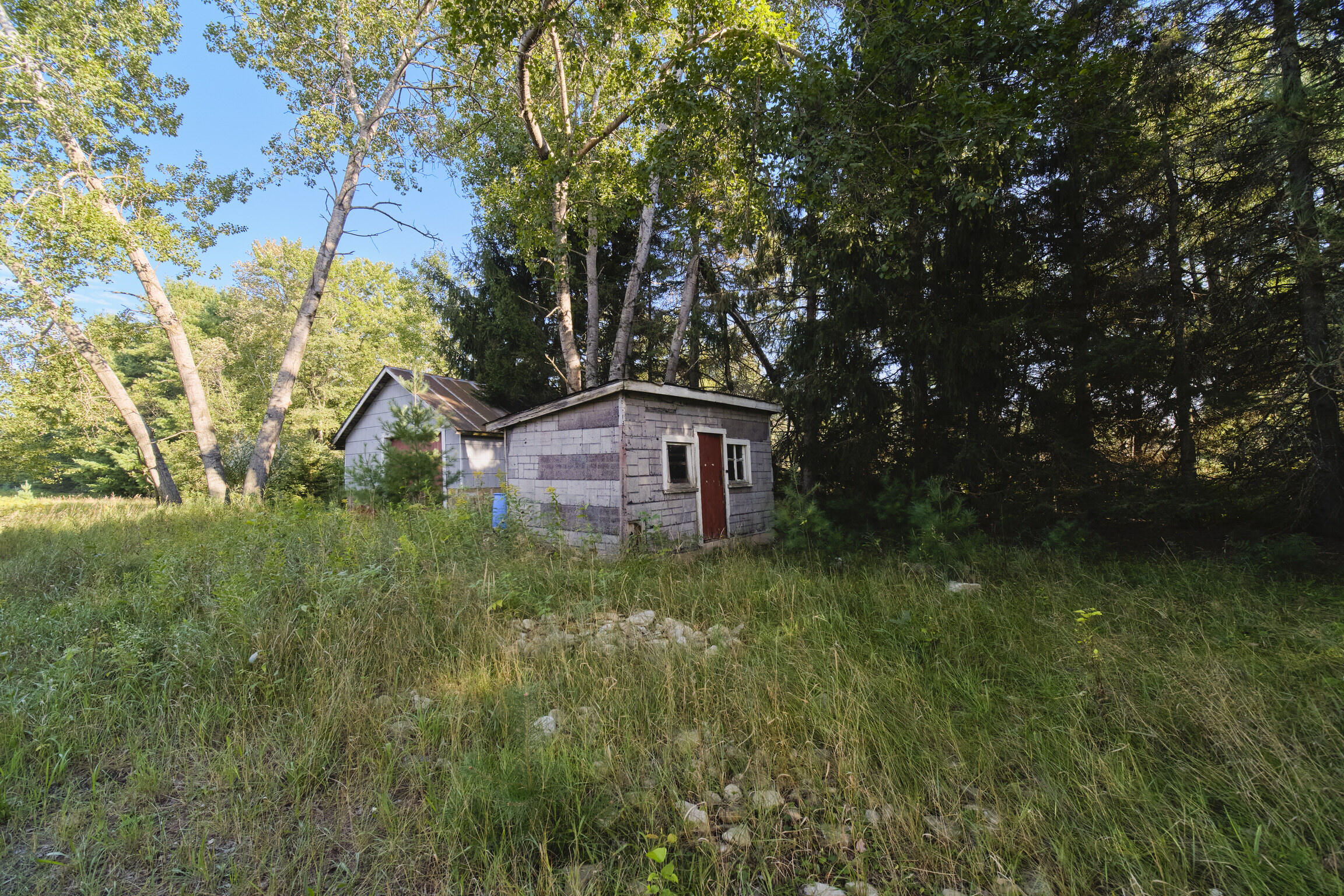 2264 Revolt Road Manistee, MI 49660 - Photo 37 of 41 Shed