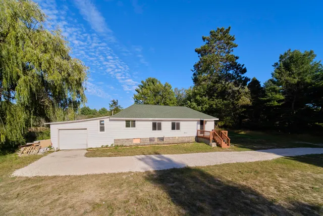 $309,000 | 2264 Revolt Road, Manistee, MI 49660