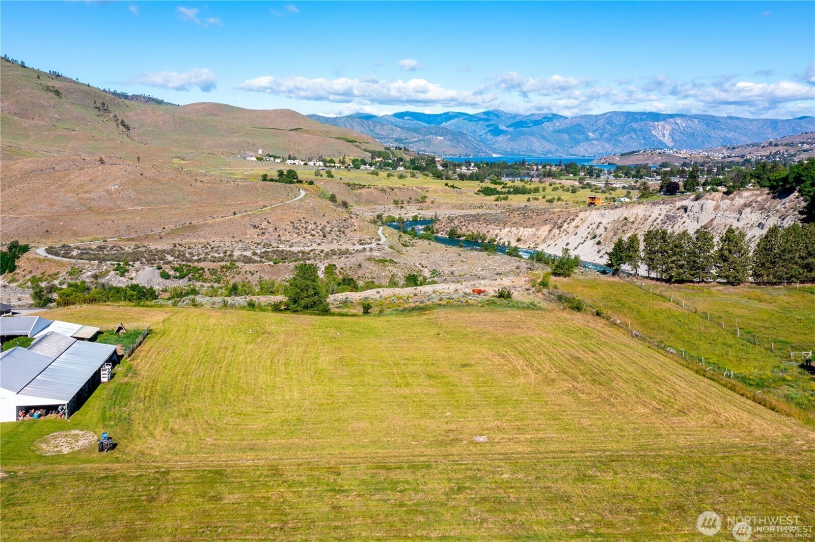 24 Miller Road Chelan, WA 98816 - Photo 2 of 23