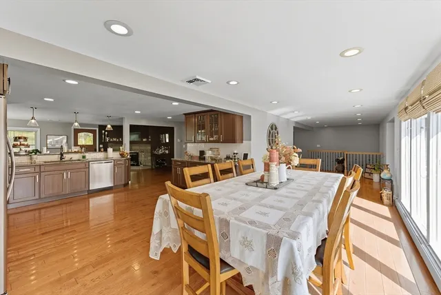 $699,900 | 70 Sroka Lane, Ludlow, MA 01056