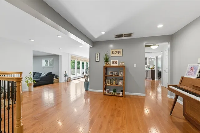 $699,900 | 70 Sroka Lane, Ludlow, MA 01056