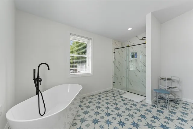 $699,900 | 70 Sroka Lane, Ludlow, MA 01056