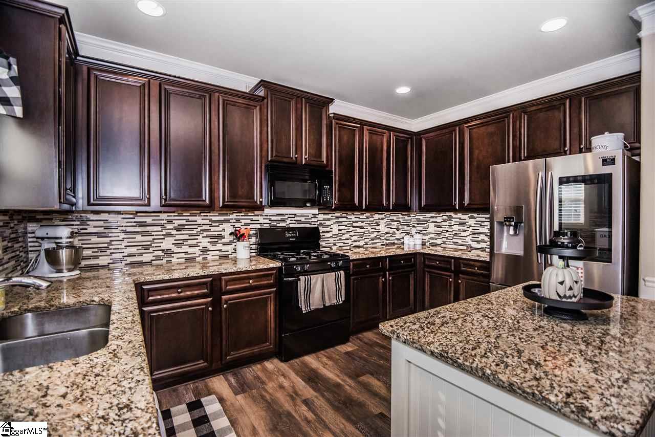 221 Red Orchid Road Simpsonville, SC 29681 - Photo 6 of 35 Gallery Image 6