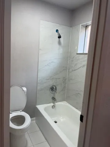 $305,000 | 467 Buoy Road, Webster, TX 77598