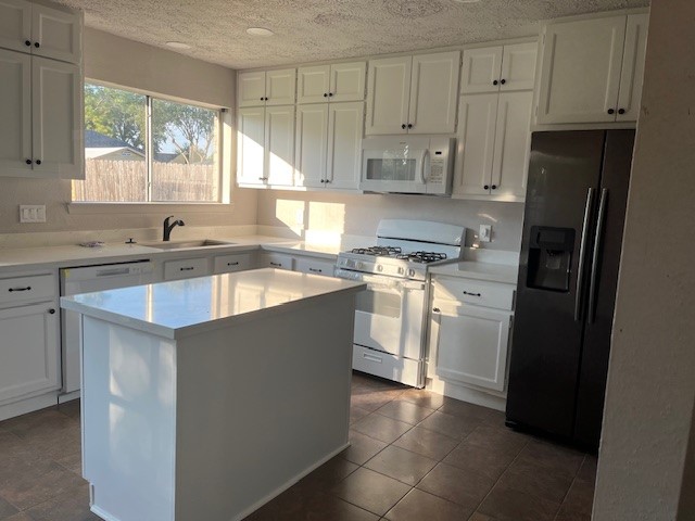 467 Buoy Road Webster, TX 77598 - Photo 3 of 21 New kitchen