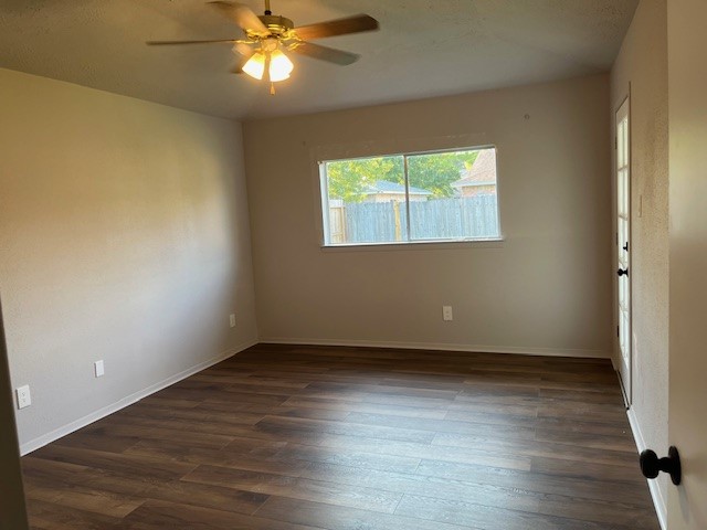 467 Buoy Road Webster, TX 77598 - Photo 6 of 21 Master bedroom