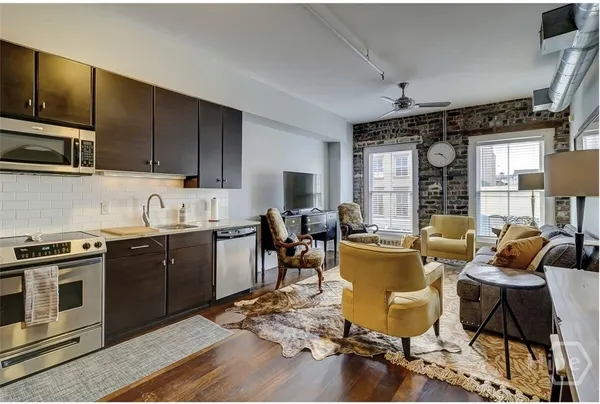 $439,999 | 310 West Broughton Street, Unit 3012, Savannah, GA 31401