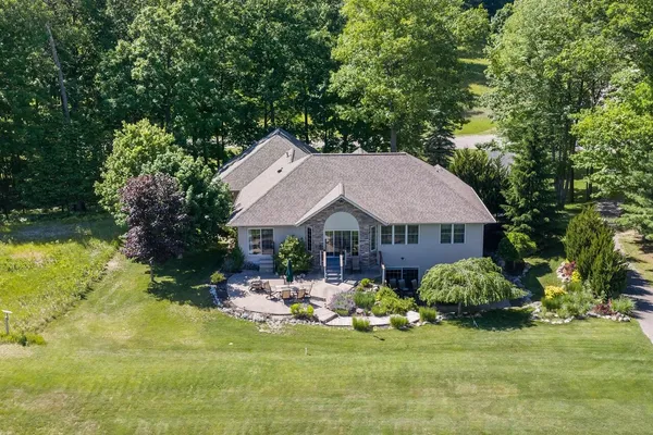 $679,000 | 9482 Stonebridge Drive, Canadian Lakes, MI 49346