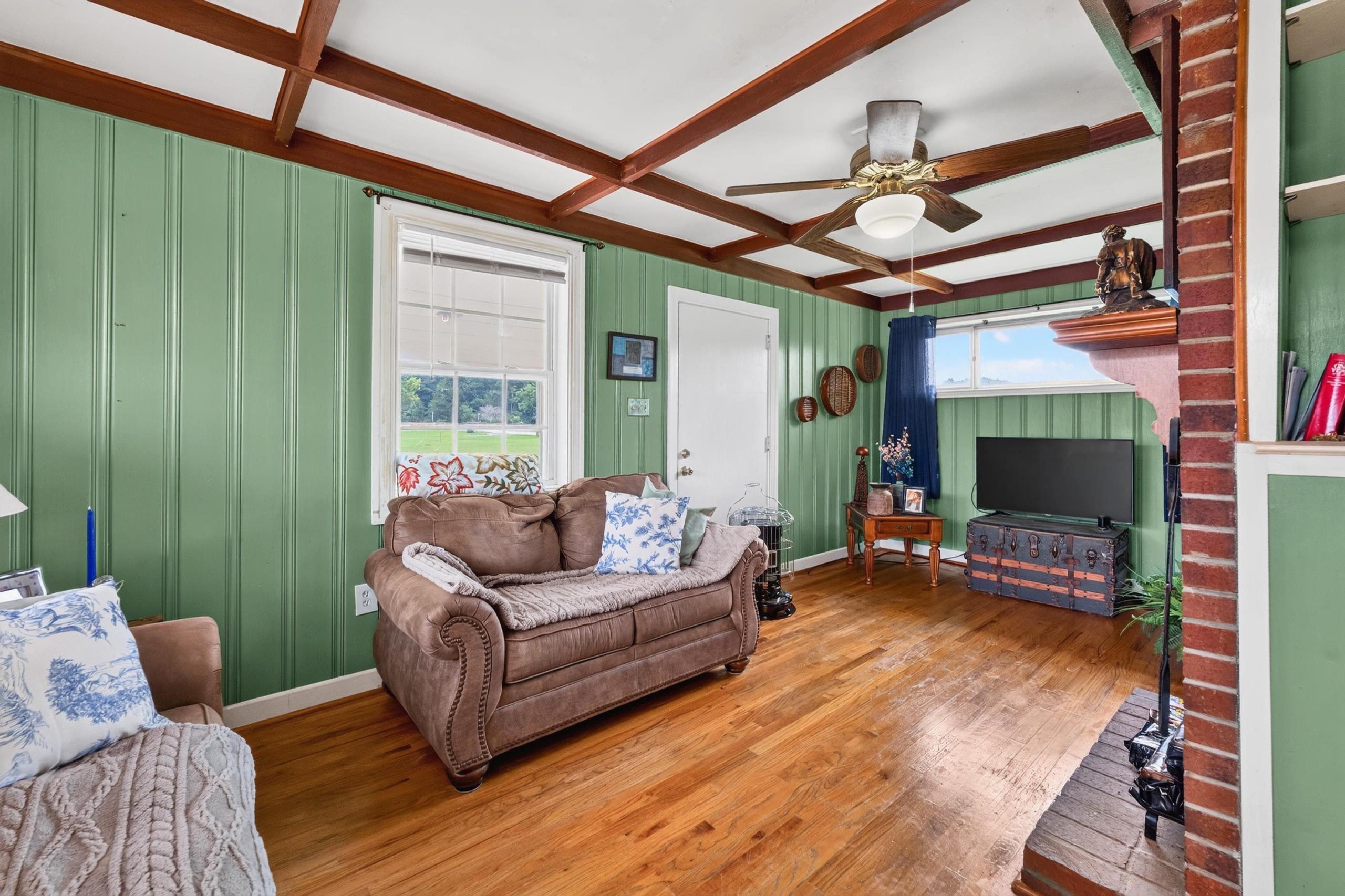Living Room & Fireplace