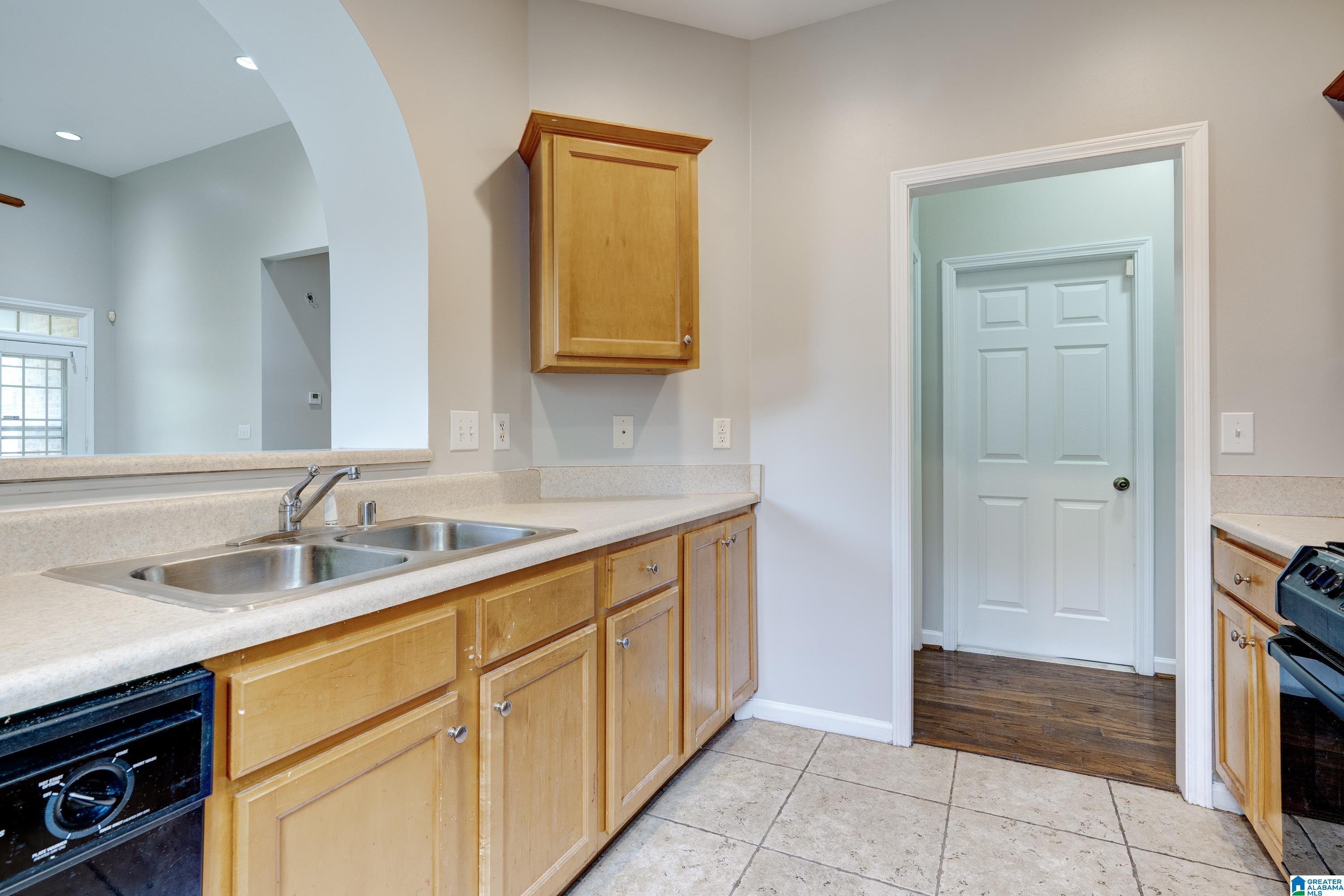 131 Reach Way Birmingham, AL 35242 - Photo 13 of 34