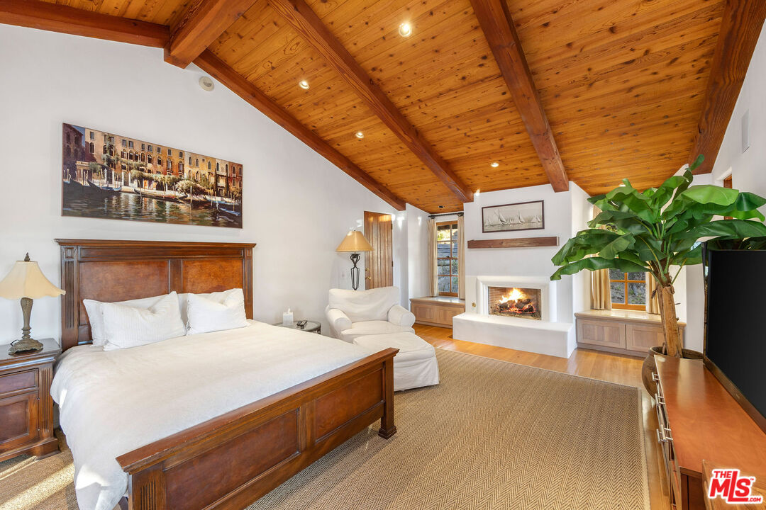 25127 Jim Bridger Road Hidden Hills, CA 91302 - Photo 26 of 50