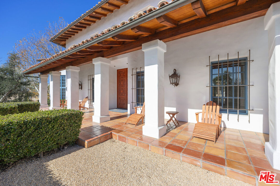 25127 Jim Bridger Road Hidden Hills, CA 91302 - Photo 7 of 50