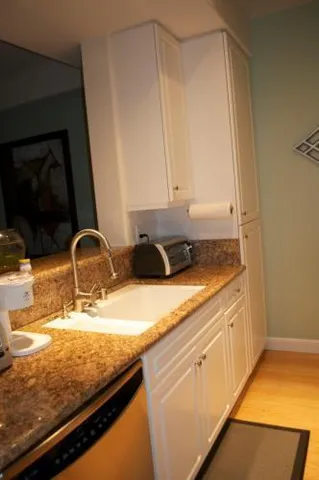 $3,995 | 1951 O'Farrell Street, Unit 406, San Mateo, CA 94403