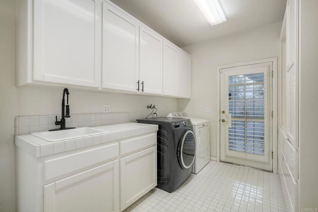 2039 East Mission Road Fallbrook, CA 92028 - Photo 31 of 45