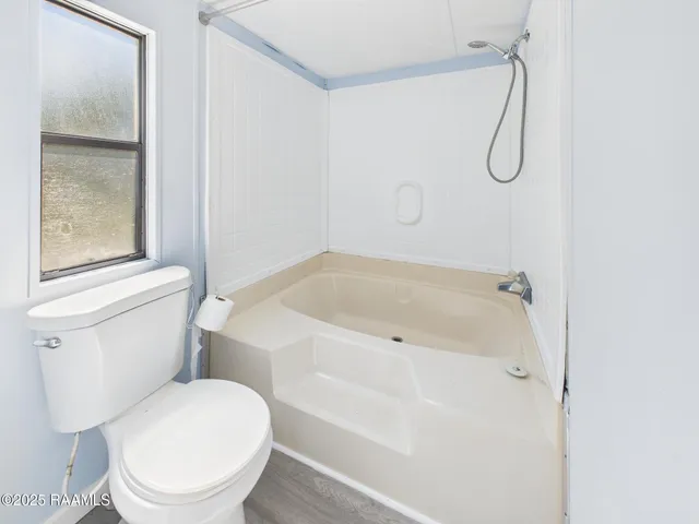 $1,400 | 104 St Jude Street, Scott, LA 70583