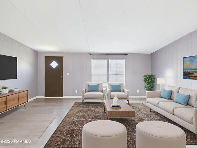 $1,400 | 104 St Jude Street, Scott, LA 70583