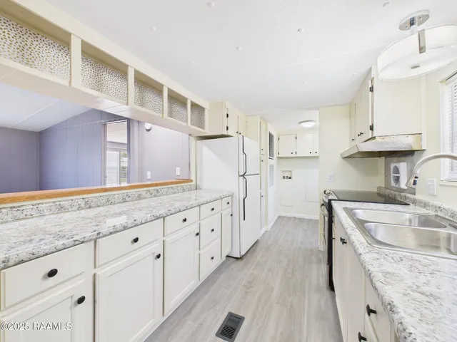 $1,400 | 104 St Jude Street, Scott, LA 70583