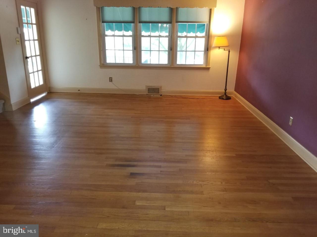 1609 Feldbrook Road Baltimore, MD 21286 - Photo 4 of 34 Very Large Living Room with Original Hardwood