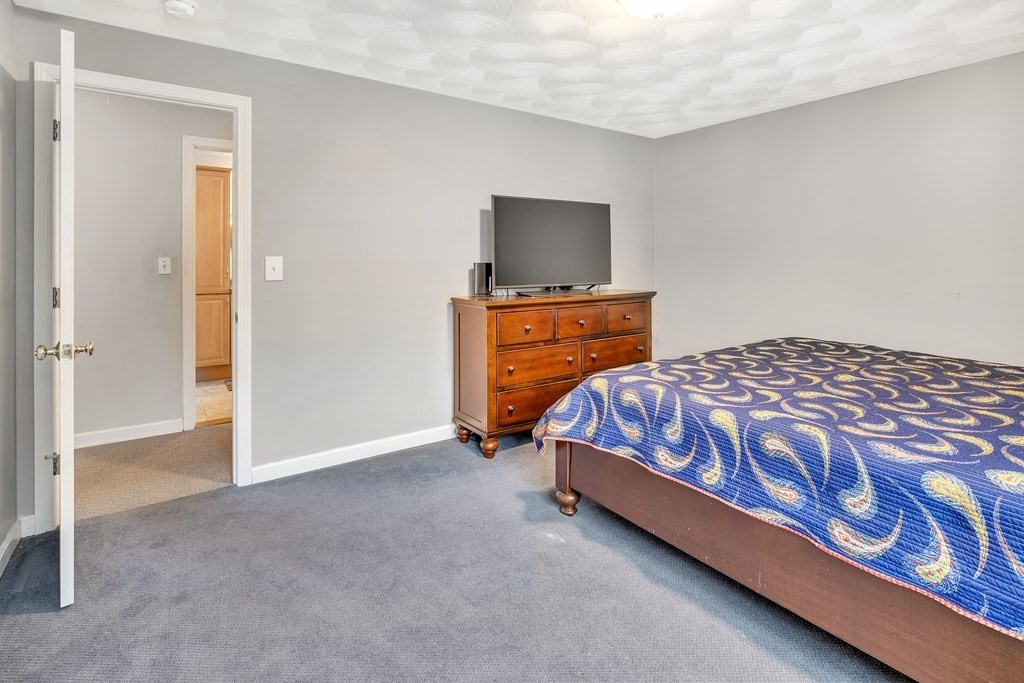 52 Clarissa Road Chelmsford, MA 01824 - Photo 33 of 42 Gallery Image 33
