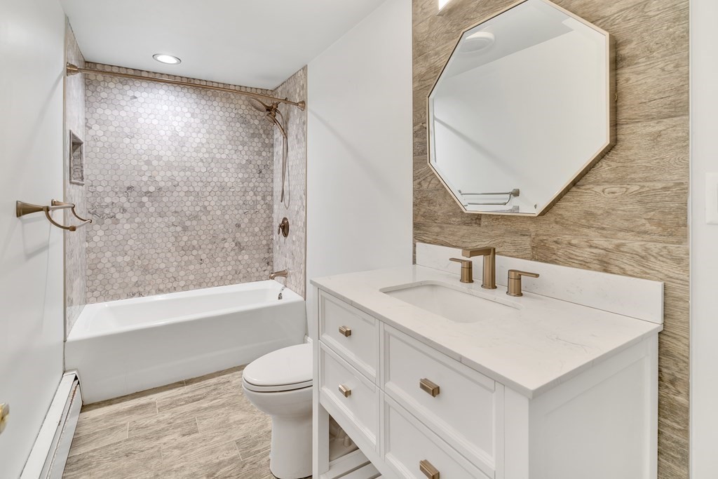 52 Clarissa Road Chelmsford, MA 01824 - Photo 8 of 42 Gallery Image 8
