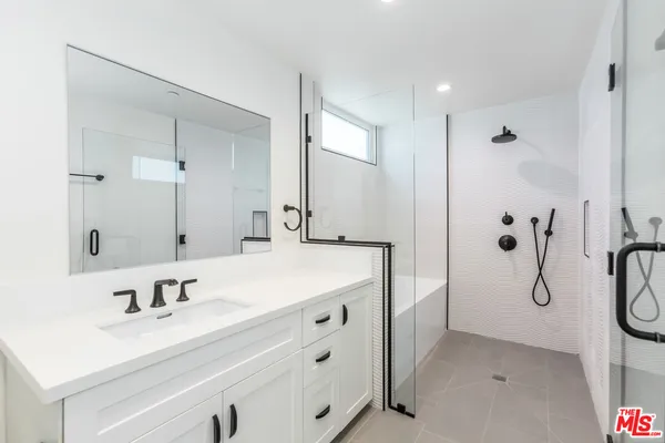$5,150 | 857 North Hayworth Avenue, Unit 202, Los Angeles, CA 90046