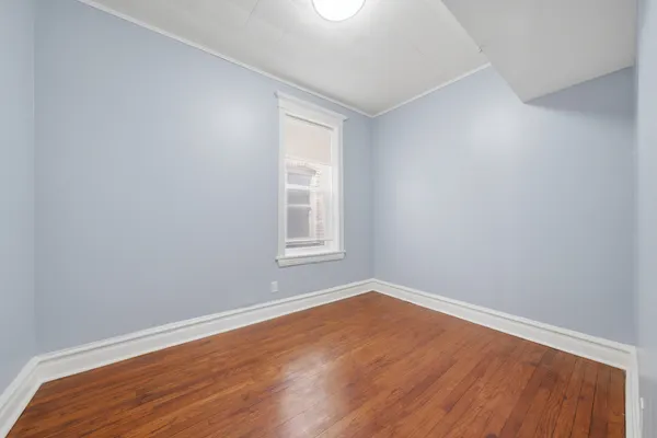 $1,700 | 4044 West Potomac Avenue, Unit 1, Chicago, IL 60651