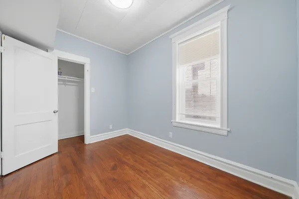 $1,700 | 4044 West Potomac Avenue, Unit 1, Chicago, IL 60651