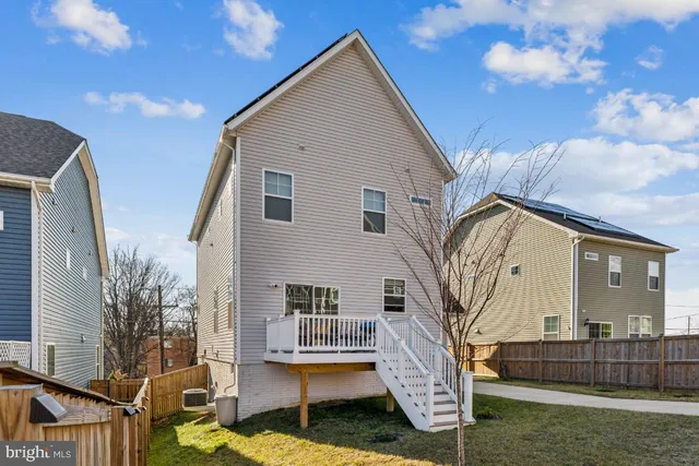 $4,500 | 1333 Eastern Avenue Northeast, Capitol Heights, MD 20743