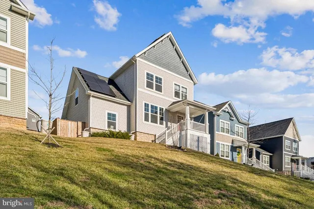 $4,500 | 1333 Eastern Avenue Northeast, Capitol Heights, MD 20743