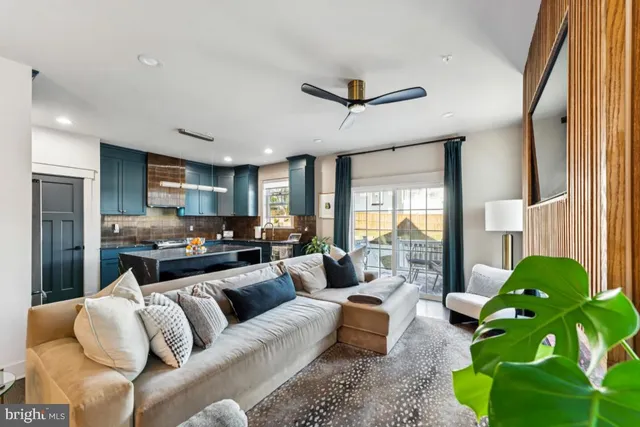 $4,500 | 1333 Eastern Avenue Northeast, Capitol Heights, MD 20743