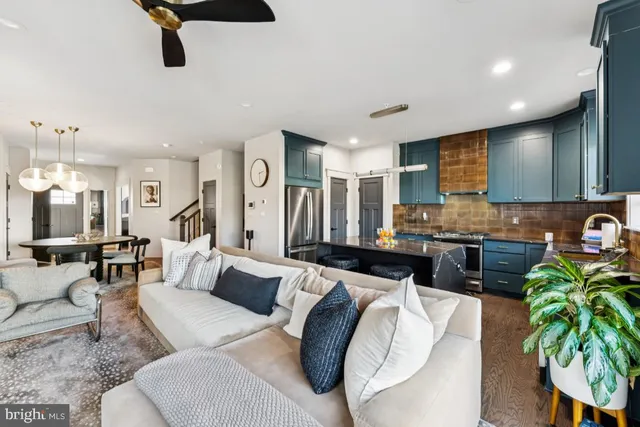 $4,500 | 1333 Eastern Avenue Northeast, Capitol Heights, MD 20743