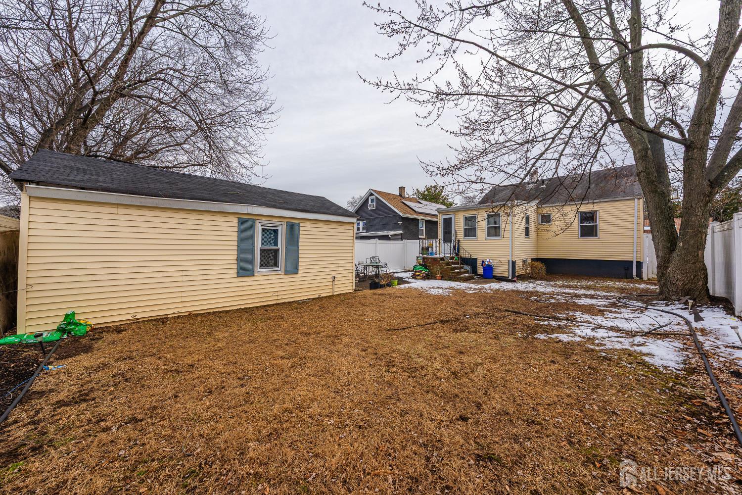 78 Spring Street Woodbridge, NJ 07095 - Photo 12 of 17