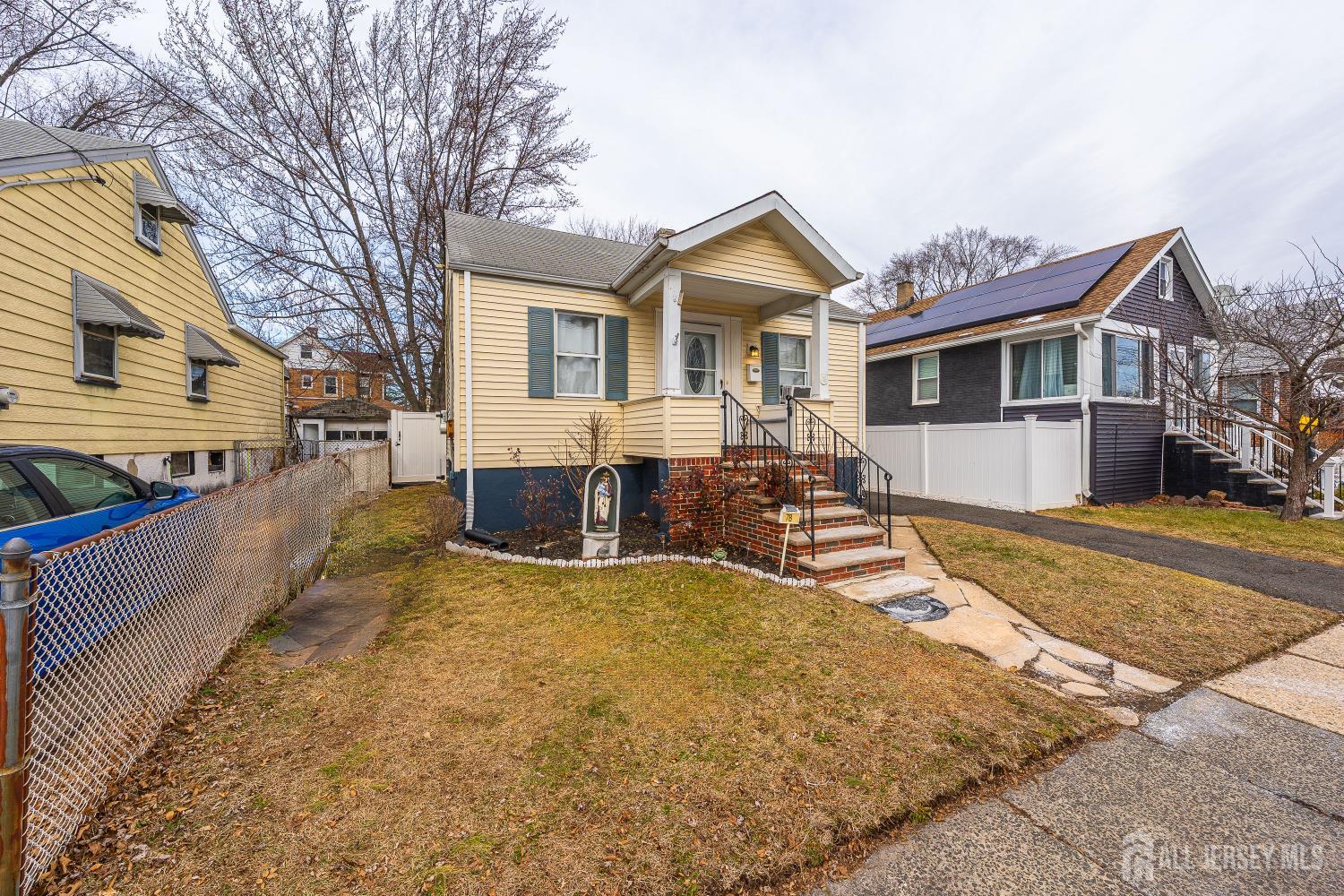 78 Spring Street Woodbridge, NJ 07095 - Photo 14 of 17