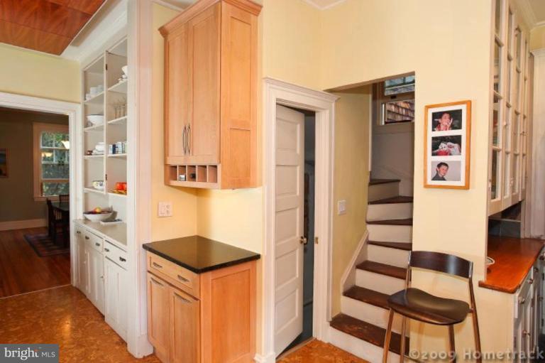 1607 Terrace Road Baltimore, MD 21209 - Photo 6 of 16 Kitchen #3