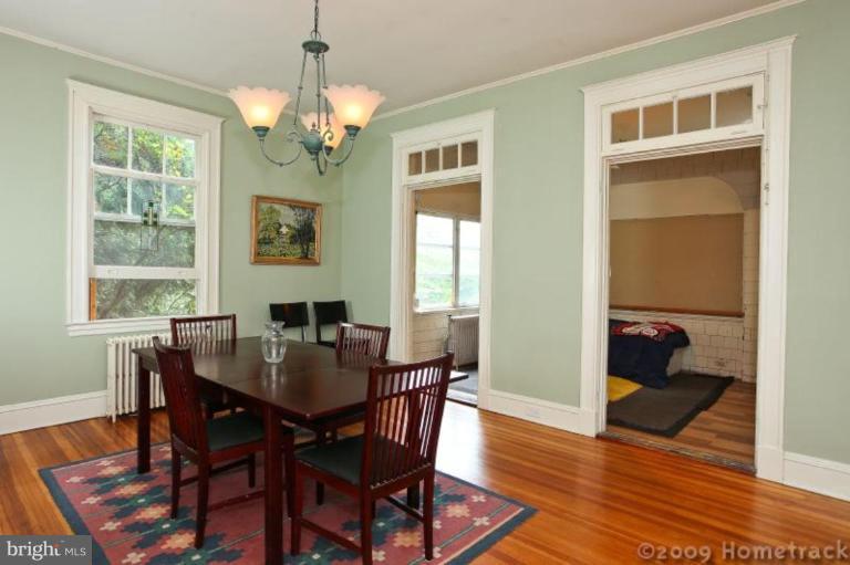 1607 Terrace Road Baltimore, MD 21209 - Photo 7 of 16 Dining Room