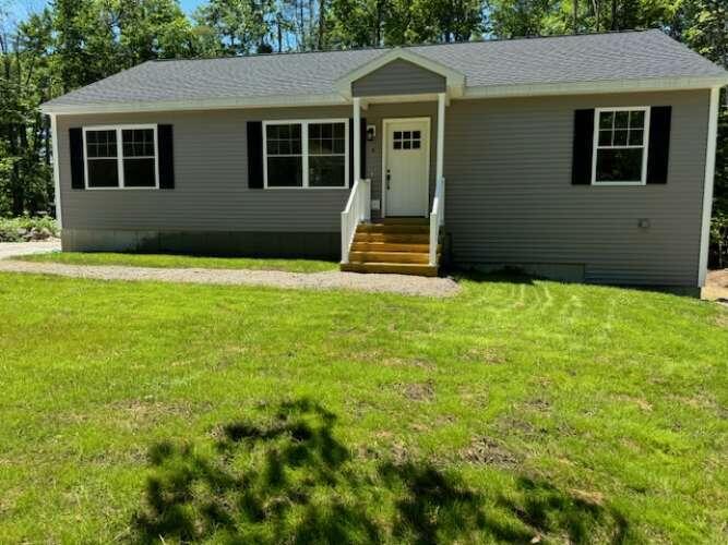 4 Long Street Limerick, ME 04048 - Photo 1 of 20 Pedra.1