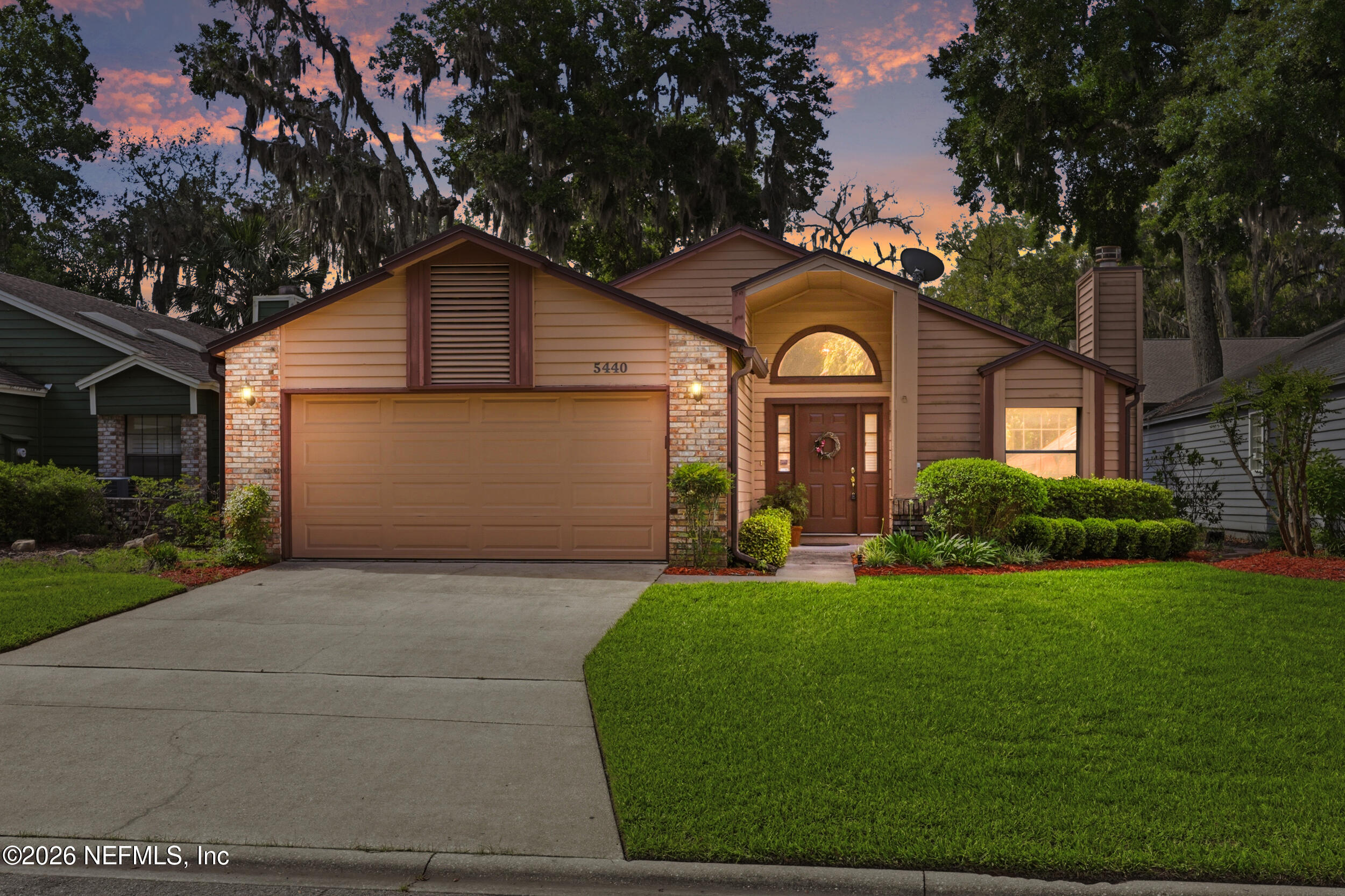 5440 Fort Caroline Road Jacksonville, FL 32277 - Photo 1 of 56 2_the real estateographers_001_virtual t