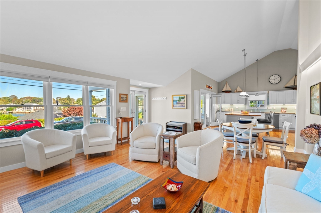 49 Thurston Point Road Gloucester, MA 01930 - Photo 10 of 41 Gallery Image 10